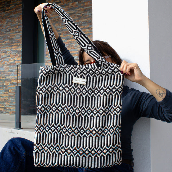 Traditional Tote bag | Made in Portugal | "Desenho" | Black